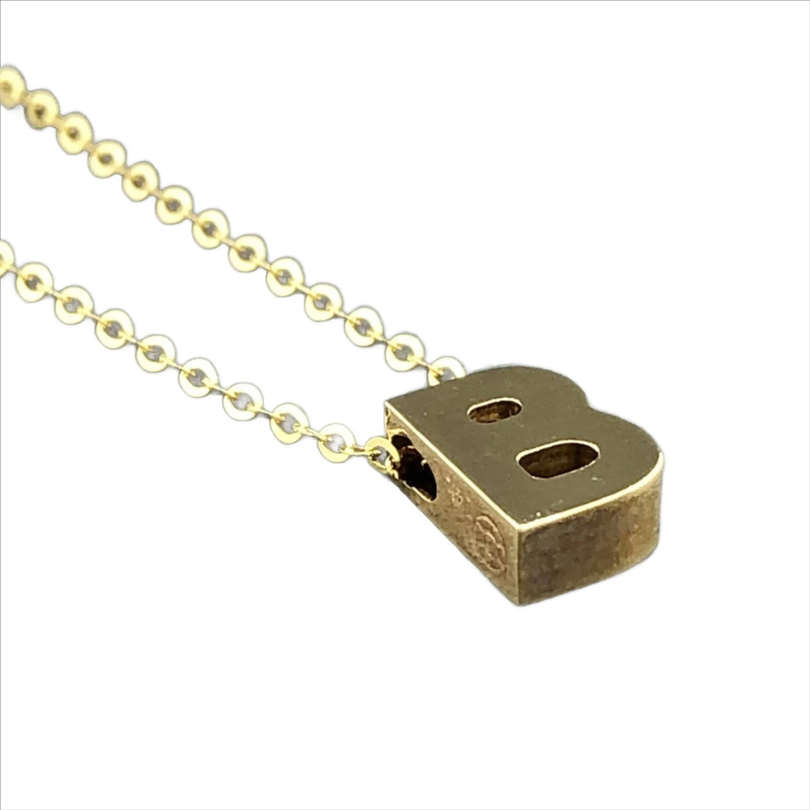 14K Yellow Gold initial ‘B’ pendant on a 16″ chain with a 2″ extender