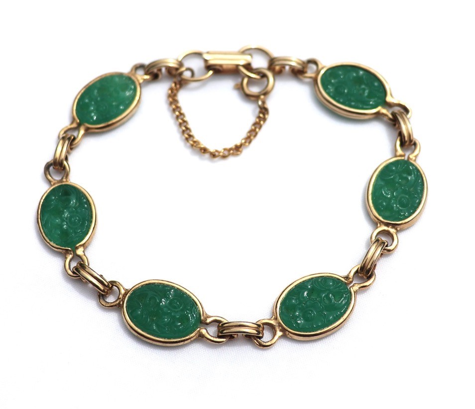 Vintage Bracelet Gold Tone Carved Green Peking Glass With Safety Chain