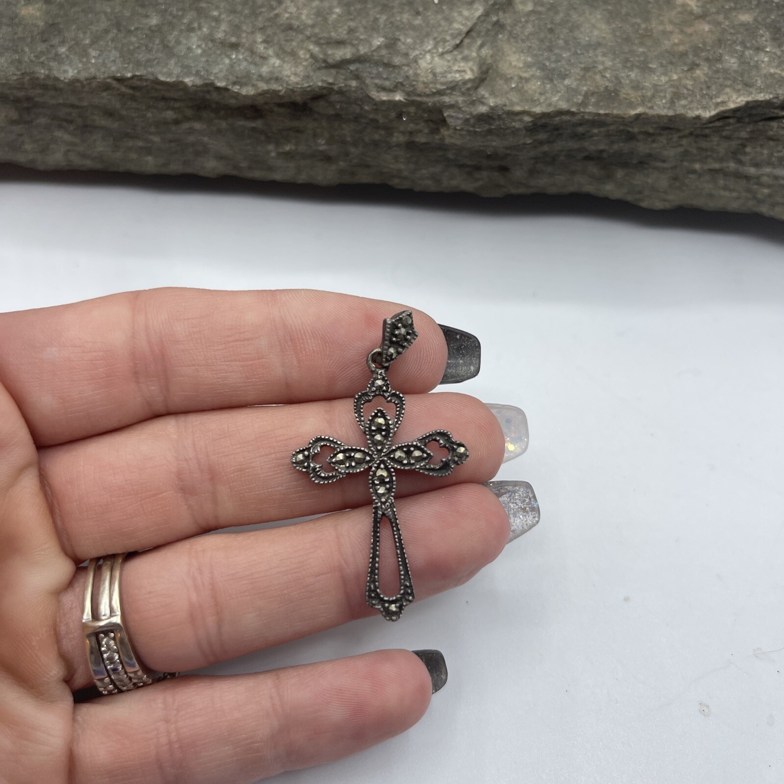 Beautiful 925 Sterling Silver Cross Design Pendant/ Charm # P112