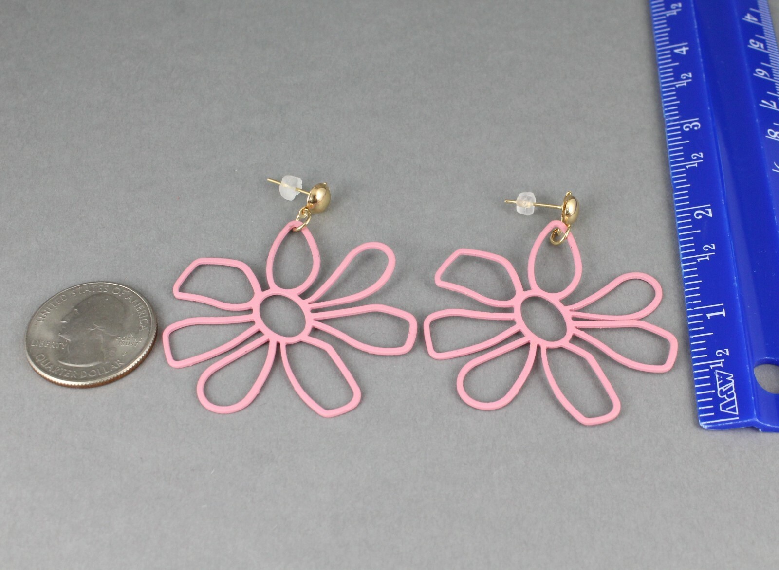 Pink flower earrings post stud dangle floral daisy outline lightweight 1.75″
