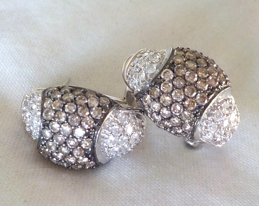 Sparkling 14K White Gold Hoop Diamond Earrings – 8.20 gms, 0.70 in, 1.28 ctw