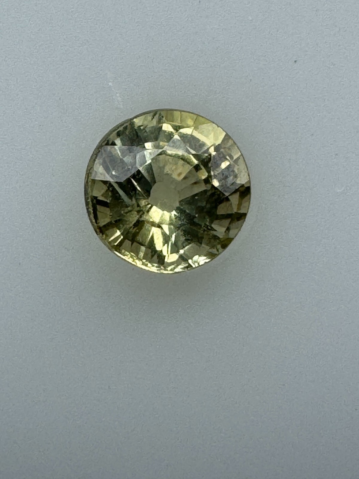 Lemon Green CHRYSOBERYL, 0.69 Carat, 5 mm, Round, Clean. Natural Gemstone #113