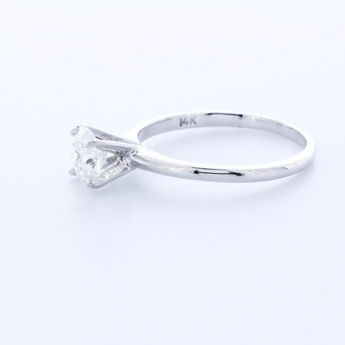 Solitaire Engagement Ring 14K Gold Classic 0.78 CT Round Lab-Grown Diamond D VS1