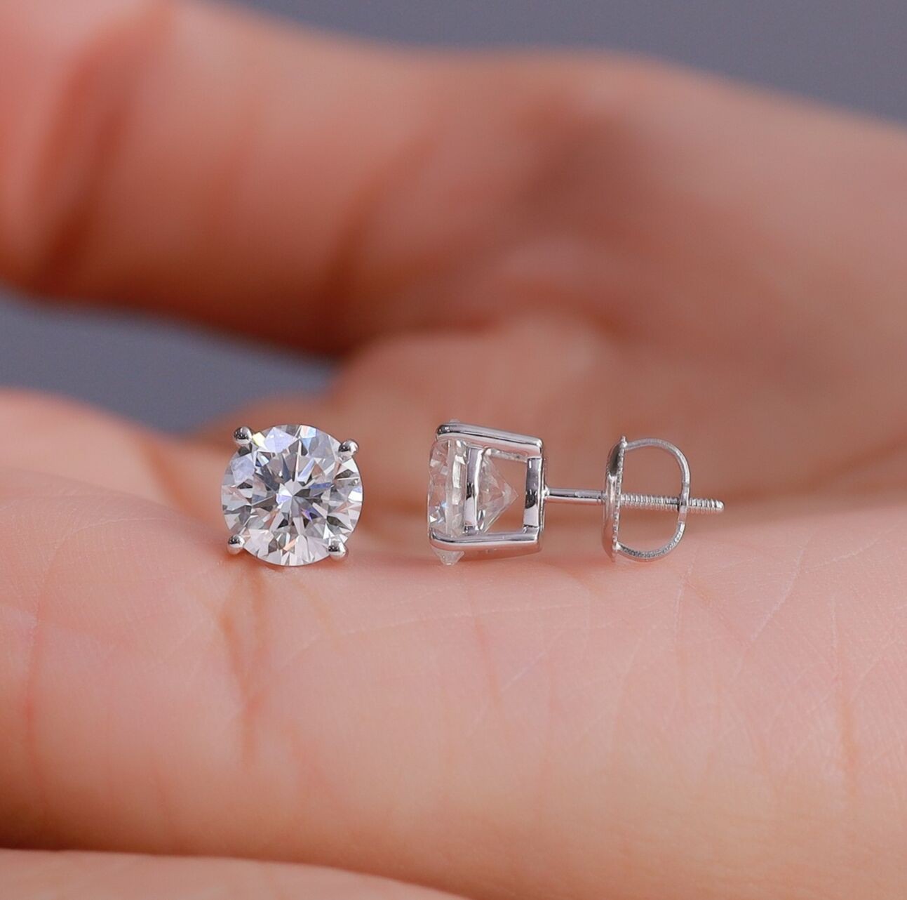2 Ct GH VS-SI Round Lab Grown Platinum Diamond Stud Earrings