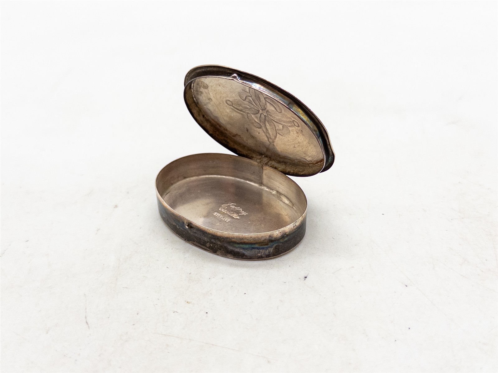 Signed Jeffrey Castillo $600 Natural Turquoise Sterling Silver PILL BOX Opens