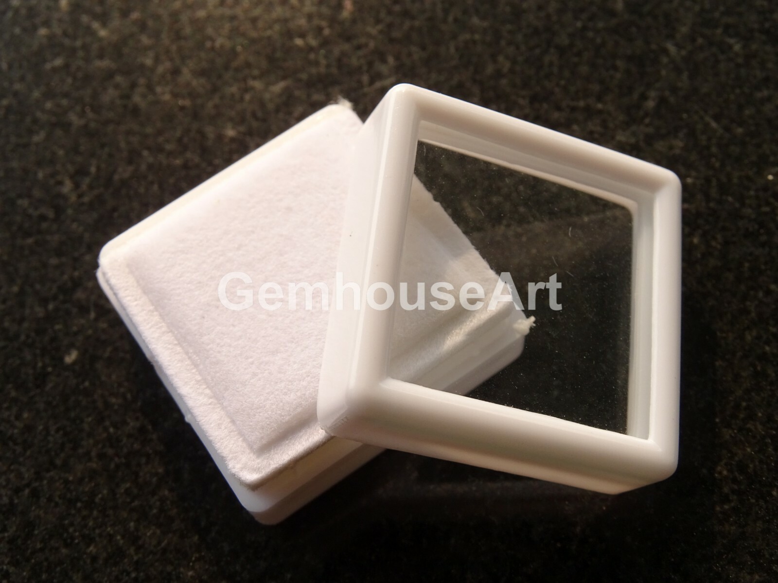 20 Pcs 3 x 3 Cm White Gem Display plastic box Storage for Gems