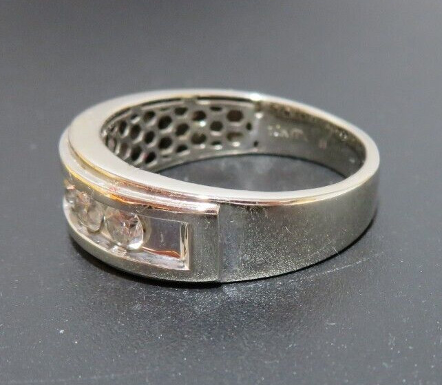 10K WG MEN’S 5-DIAMOND ANNIVERSARY BAND RING 0.70 tcw SZ 11.25 6.00g(G128480)