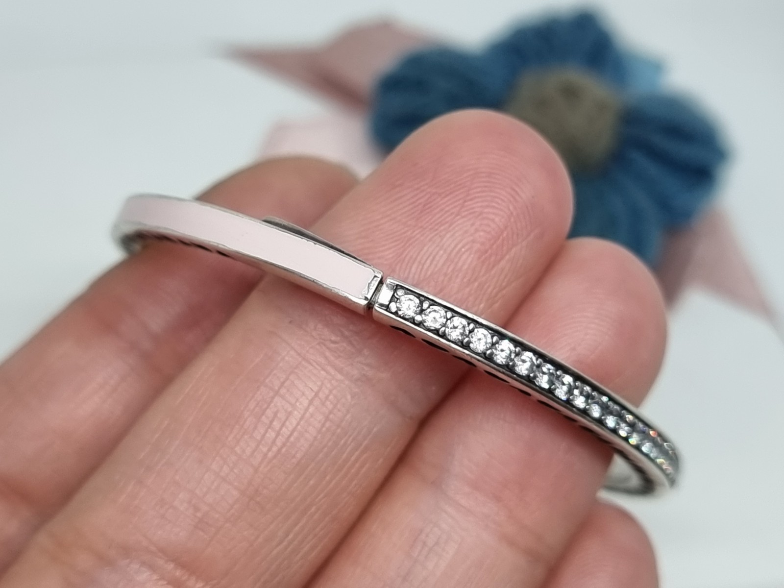 BOXED Genuine Pandora Radiant Hearts Bangle Pink Enamel & Clear CZ 💕 16cm