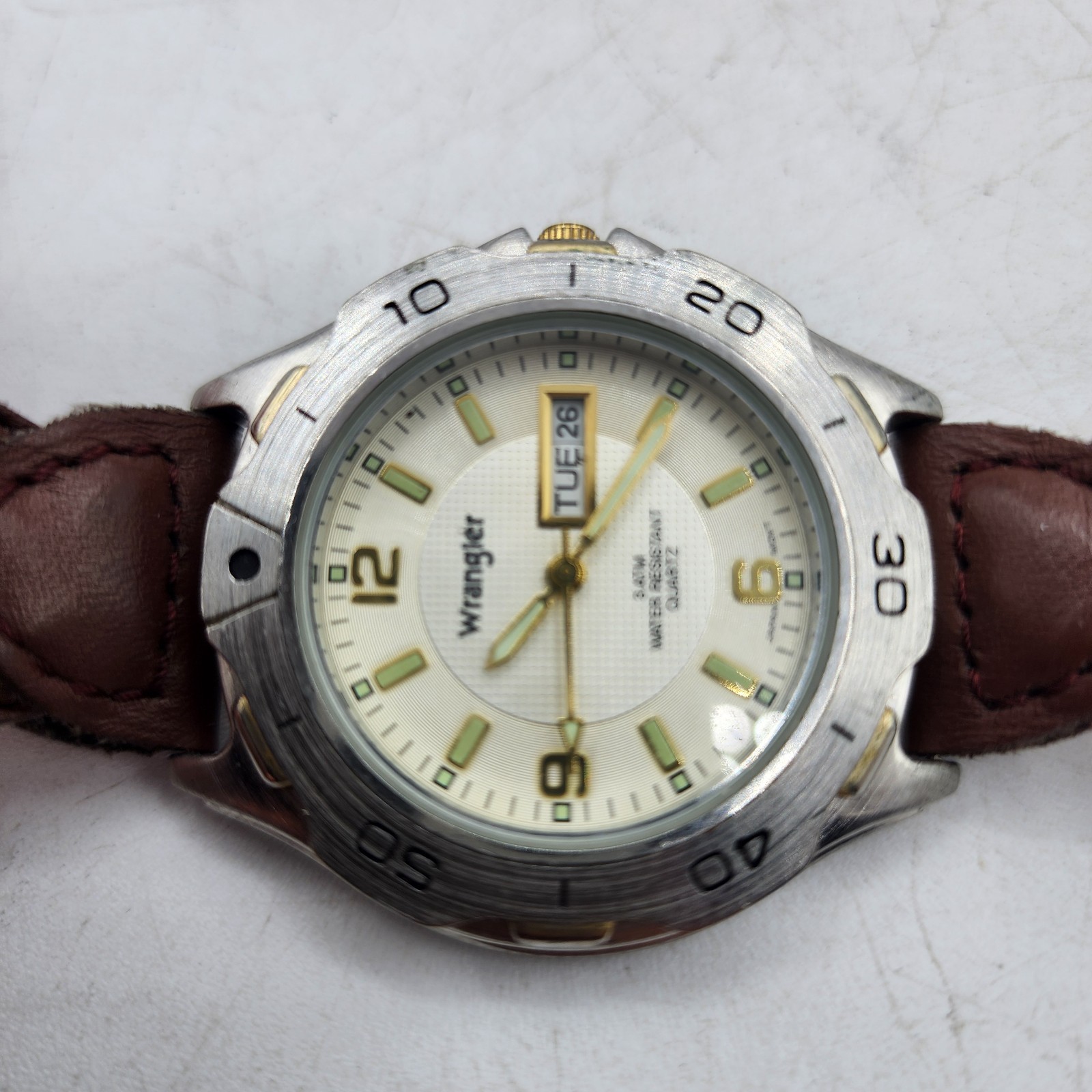 Wrangler Hero Mens Silver Brown Leather Watch Quartz 6309 Needs Battery V377