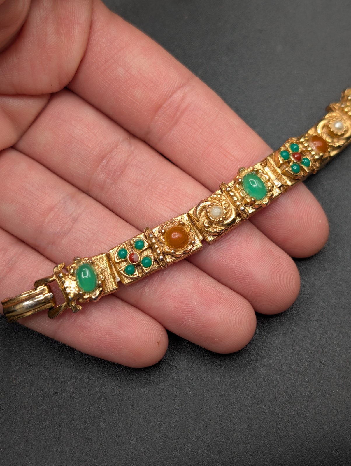 Vtg HATTIE CARNEGIE Signed Etruscan or Victorian Revival Gold Tone Bracelet