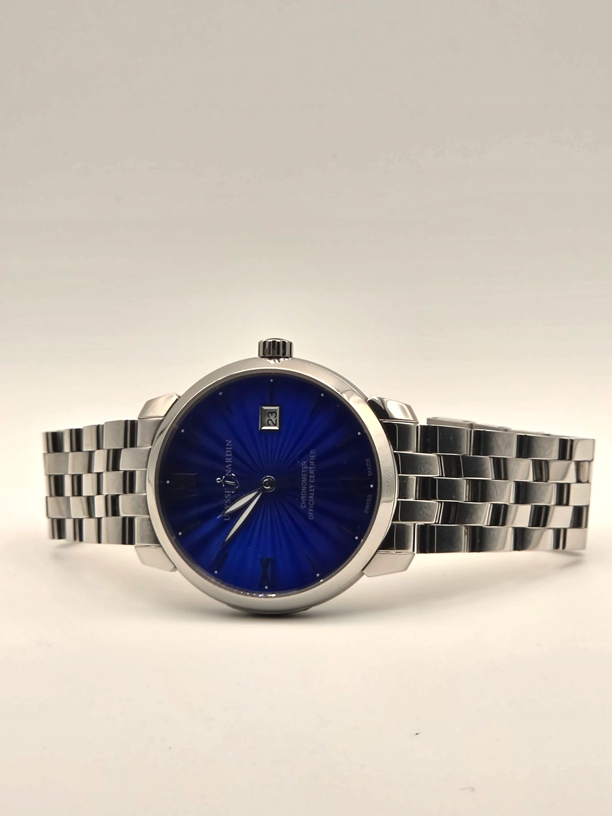 Ulyess Nardin 8153-111 Rare with factory Bracelet