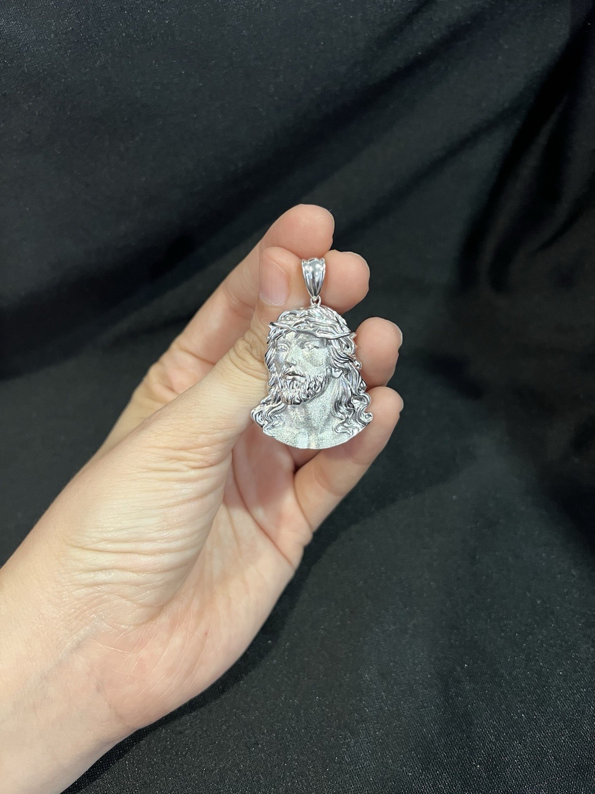 925 Sterling Silver Mens Womens God Jesus Face Head Sagrada Corazon Pendant