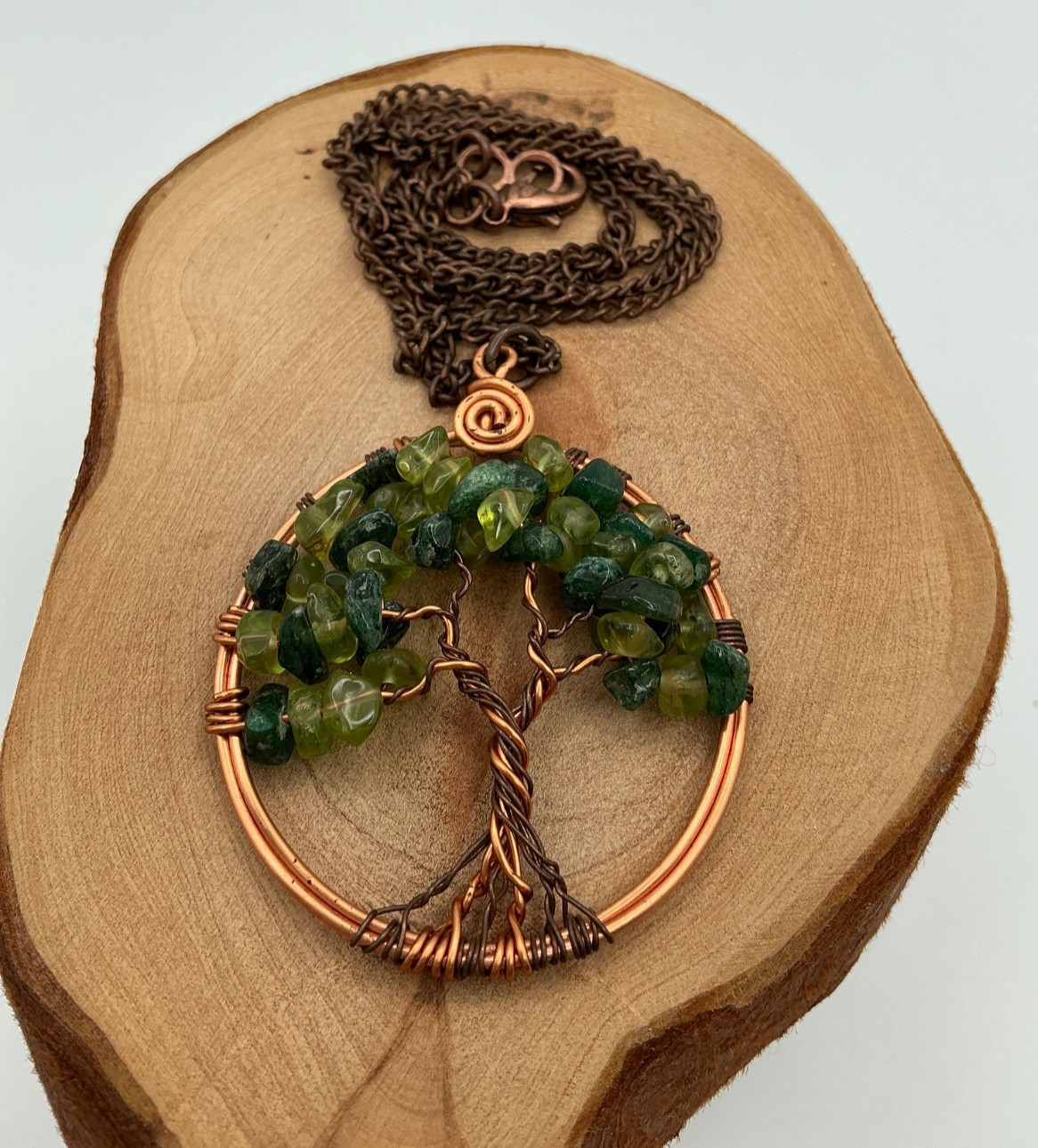 Vintage Tree of Life Green Stone Pendant Round Cut Copper Wire Necklace Handmade