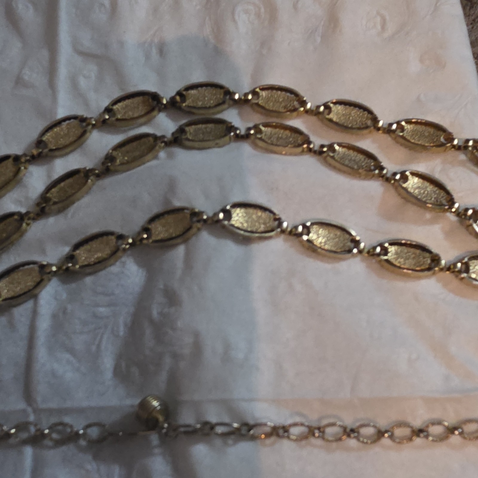 Vintage Sarah Coventry Desert Flowers Triple Strand Gold Tone Bib Necklace Chain