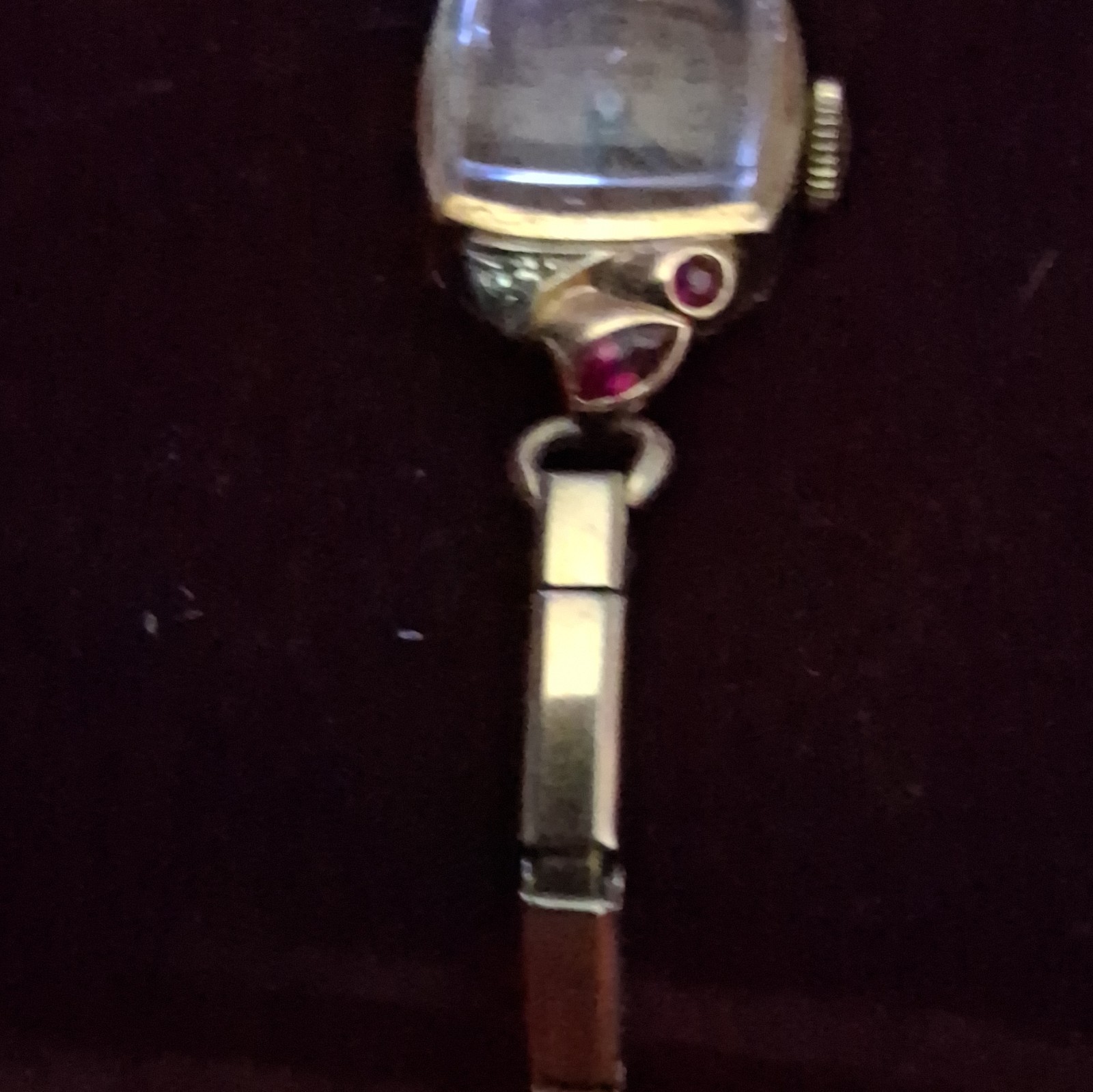 Longines Women’s Manual Mechanical Dress Watch Solid Gold Case