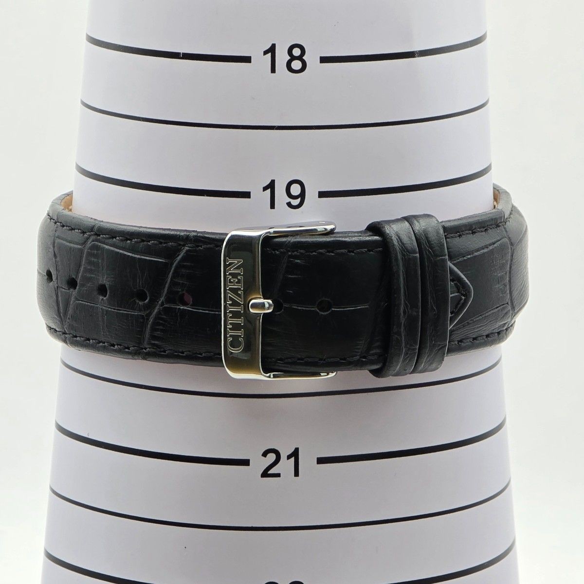 Citizen F16-3724-081-051-052 Quartz (Battery) Stainless Steel Black NOS
