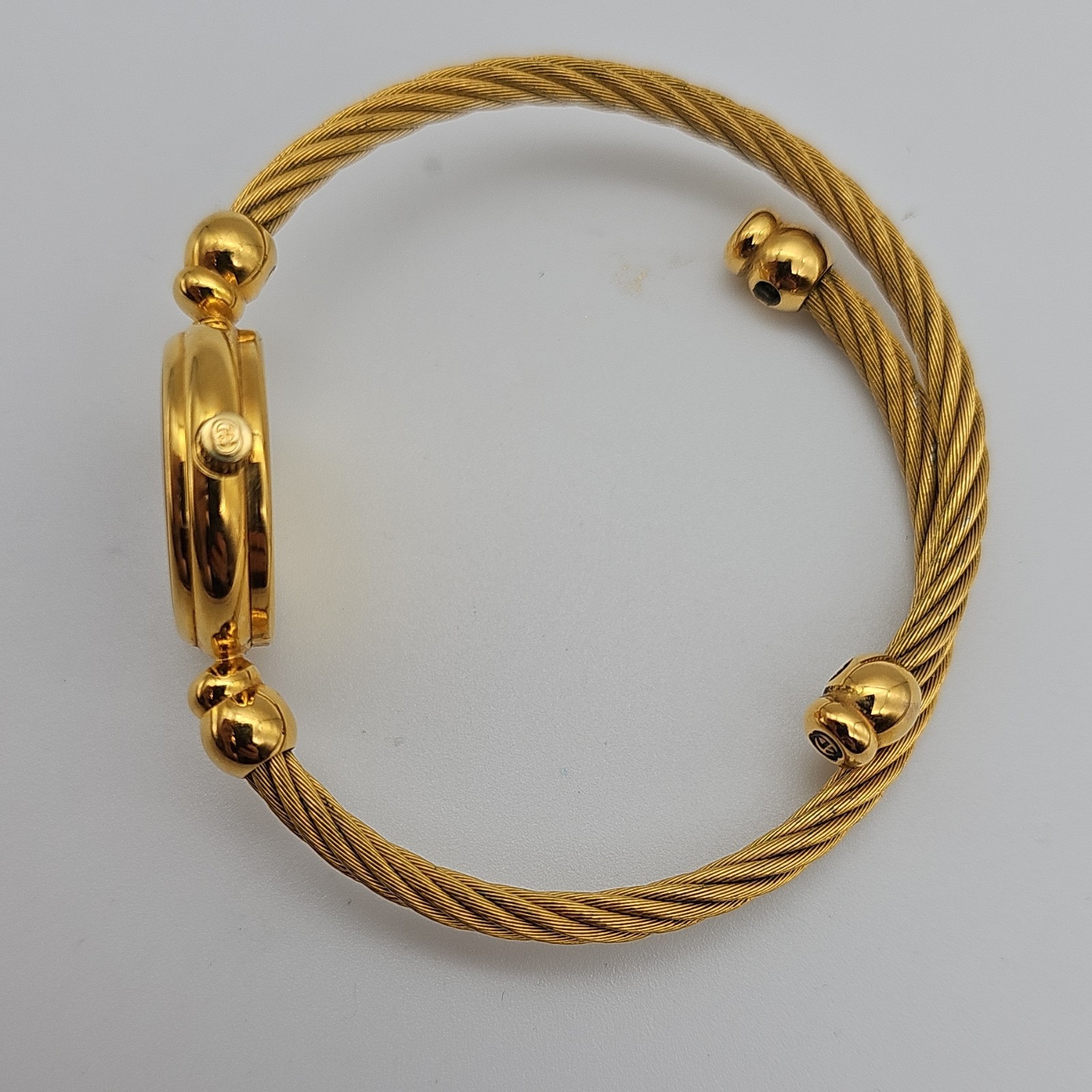 Vintage GUCCI 2700L Ladies Watch Gold Wire Cable Bangle Black Dial Swiss Quartz