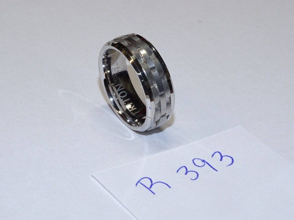 Triton Tungsten Carbide Wedding Ring 8mm Size 10 Center Brick Design #R393
