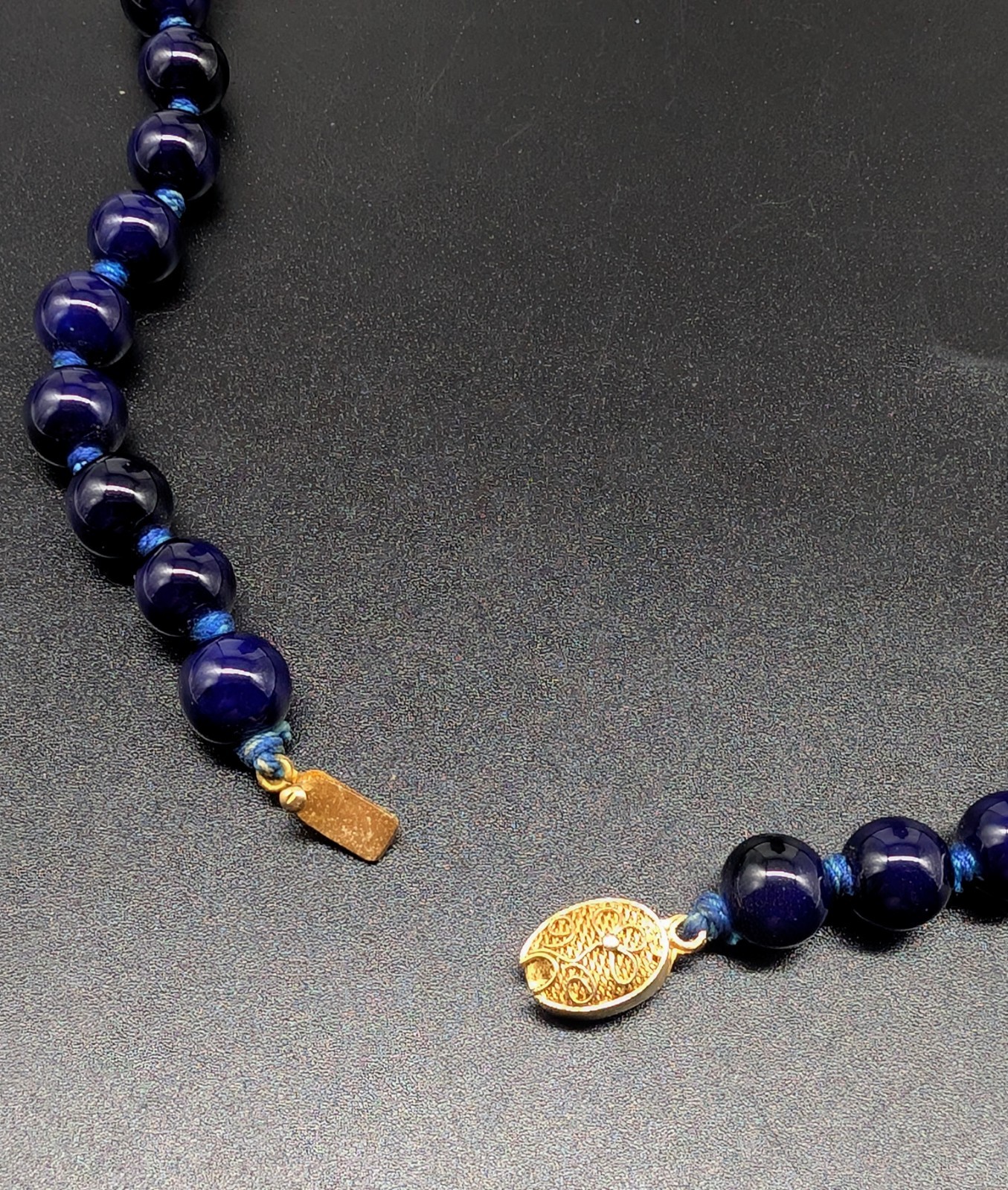Vintage Hand Knotted Cobalt Blue Glass Bead Necklace 24″ L 10mm