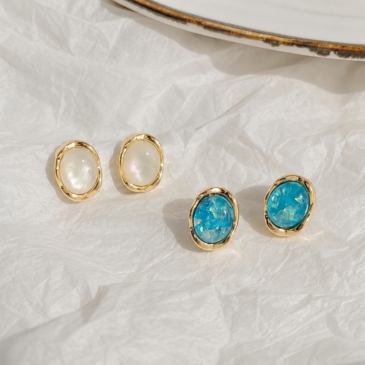 18K Gold Plated Vintage Blue Opal Glass Crystal Oval Stud Earrings for Women A16