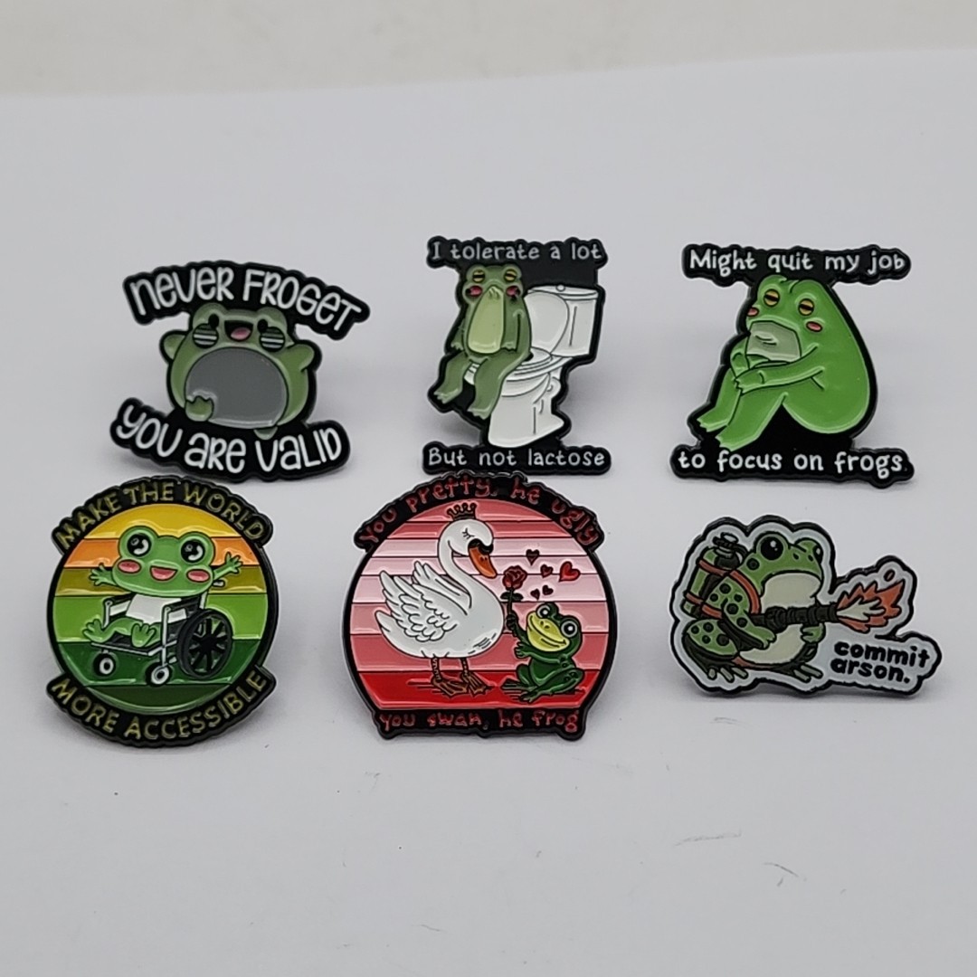 x6 Enamel Pin Frogs Cute Gunny Evil Lapel Jewelry Cute Froggy Cute Hat