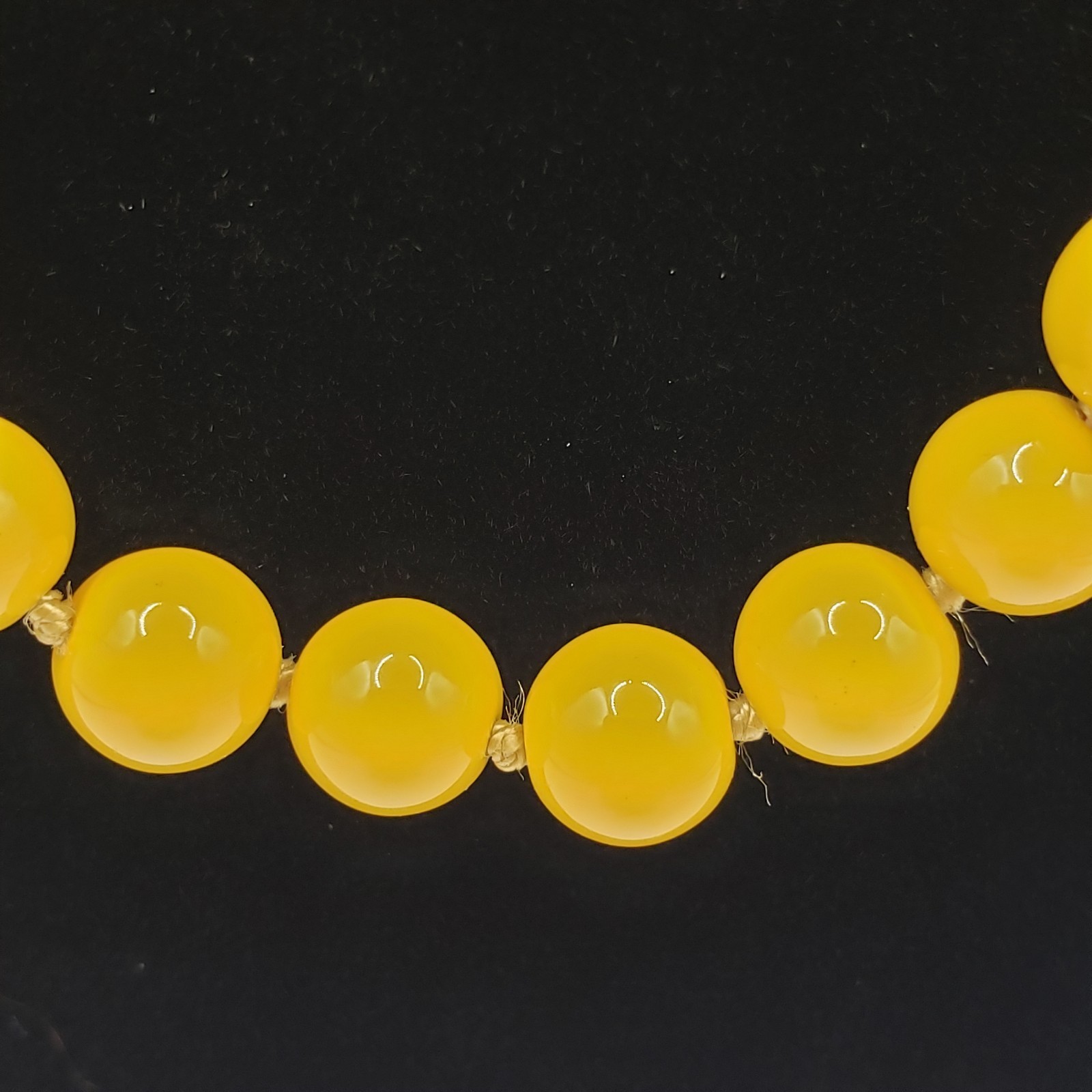 Vtg Necklace Canary Yellow Plastic Bead 23” Continuous Loop Flapper Rope Strand