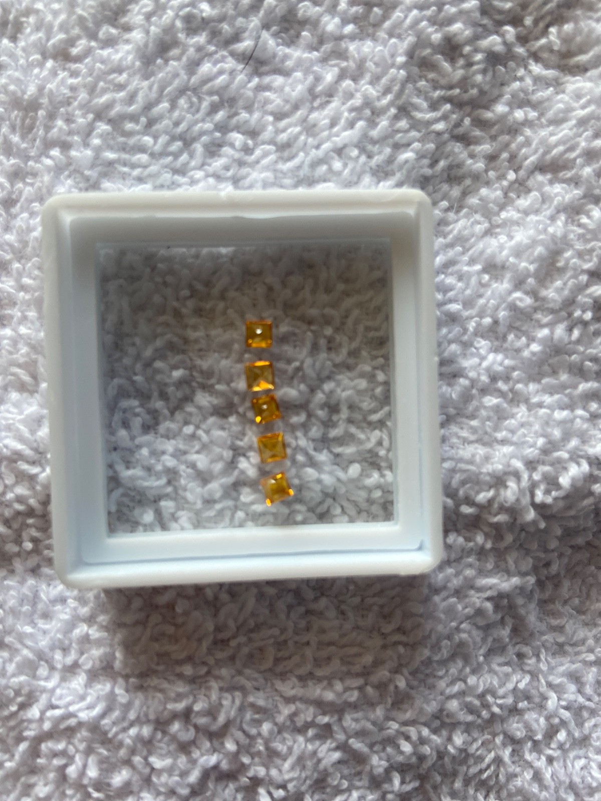 1 carat in total natural square yellow sapphire