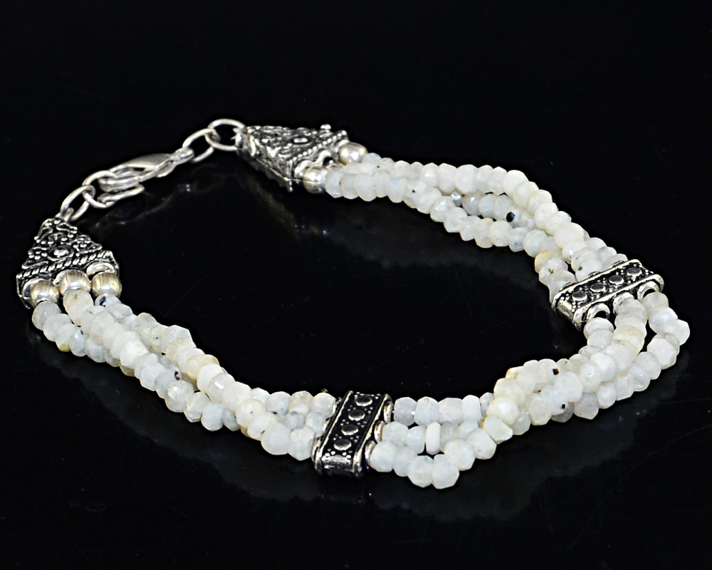 100.00 Cts Natural Untreated White Moonstone Round Faceted Beads Bracelet (DG)