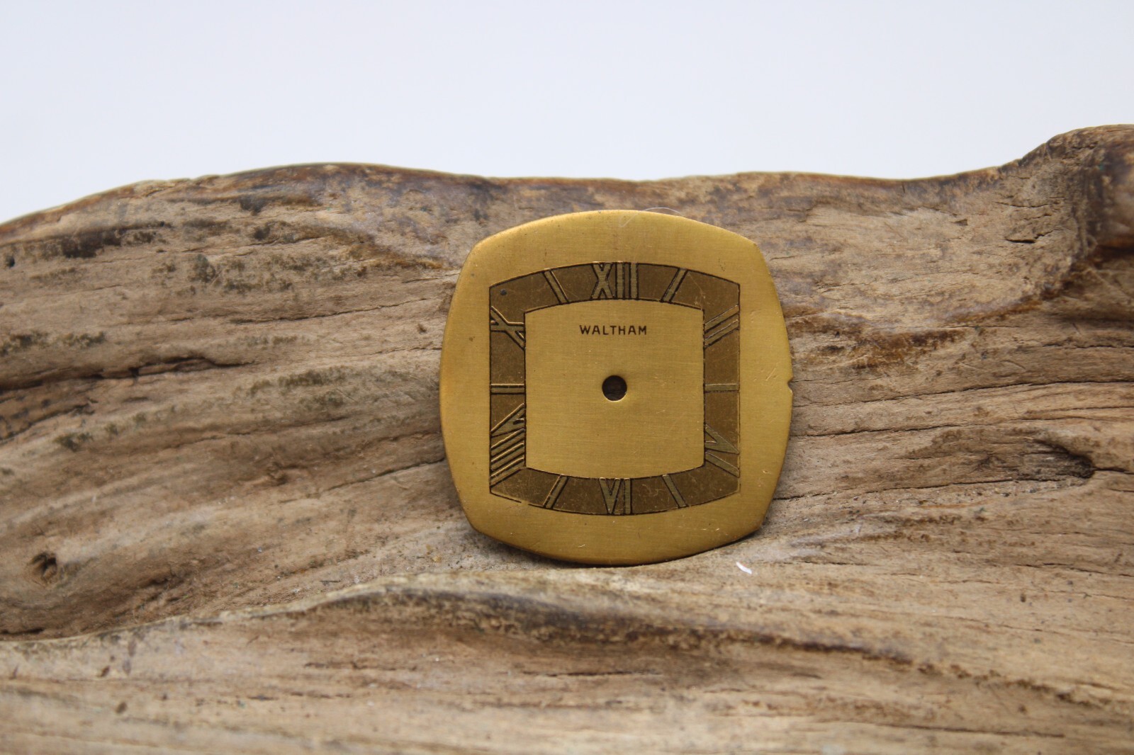 WALTHAM WATCH DIAL ROMAN NUMERAL INDICES 24.7X24.7mm (GG3)