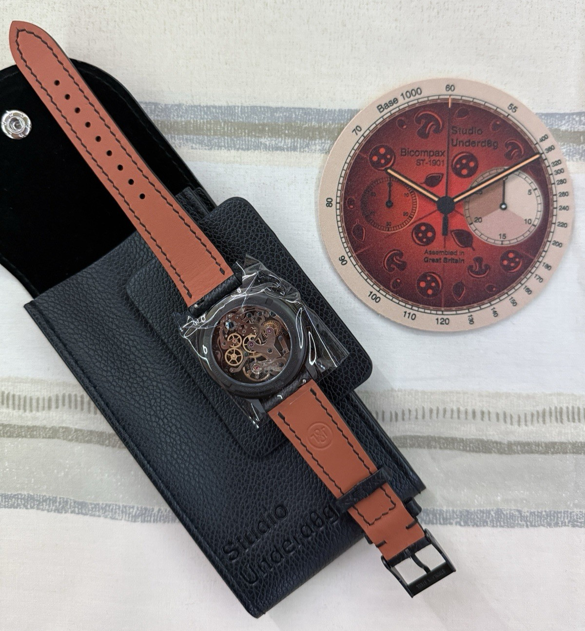 Time & Tide X Studio Underd0g 01 Burnt Pepperoni Pizza *Event Exclusive* Watch