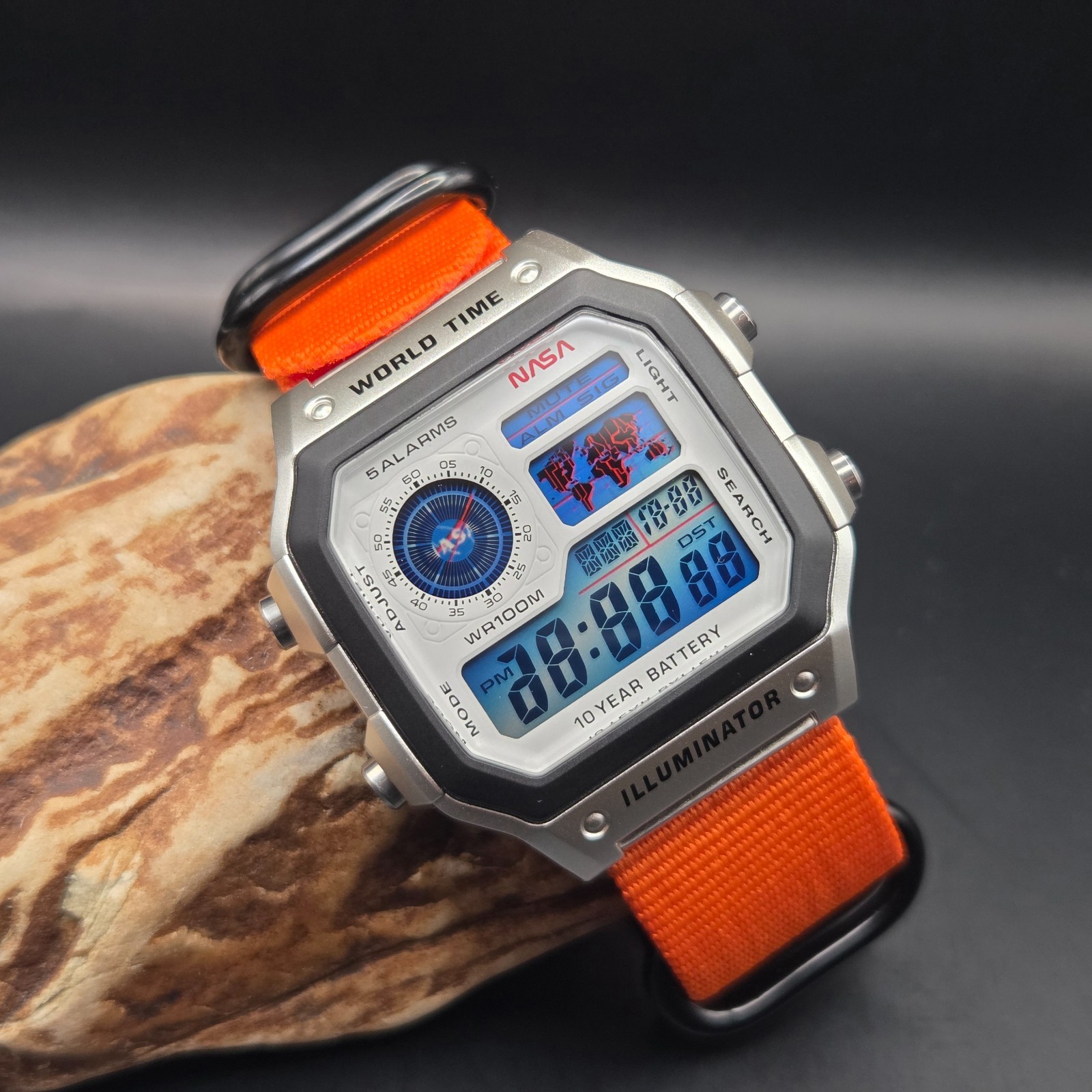 New Casio Royale AE1200 Mod – NASA Royale (Gradient Hydromod)