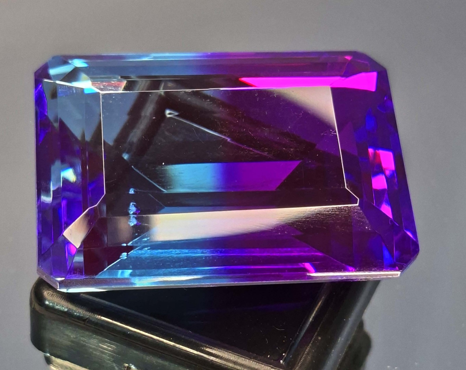 Ametrine Bi-Color Natural Emerald Cut 115-117 Ct Certified Loose Gemstone RK1078