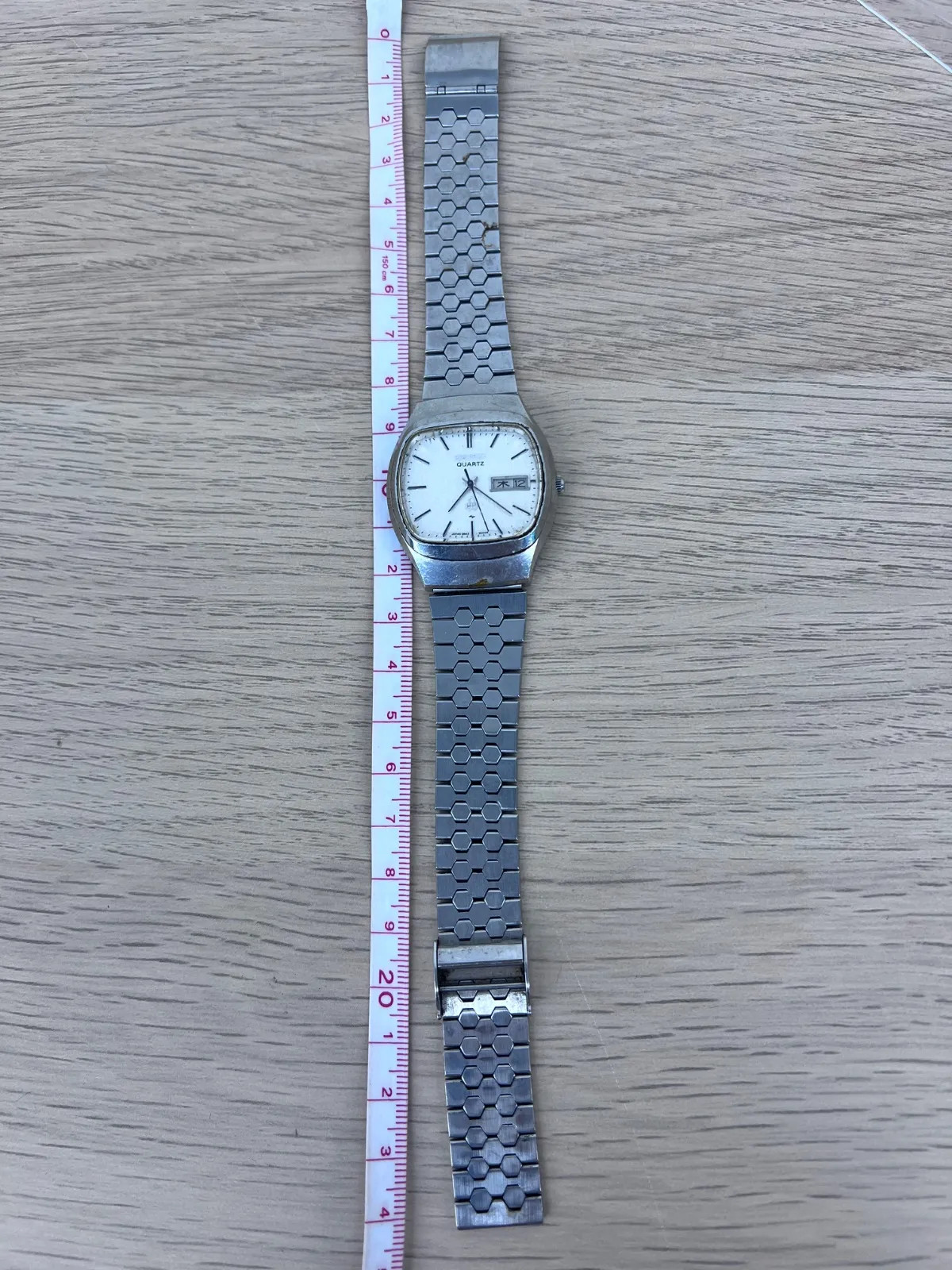 × [Non-functional] Seiko SEIKO 1970s Vintage Quartz Men’s Watch [Watch] [1]