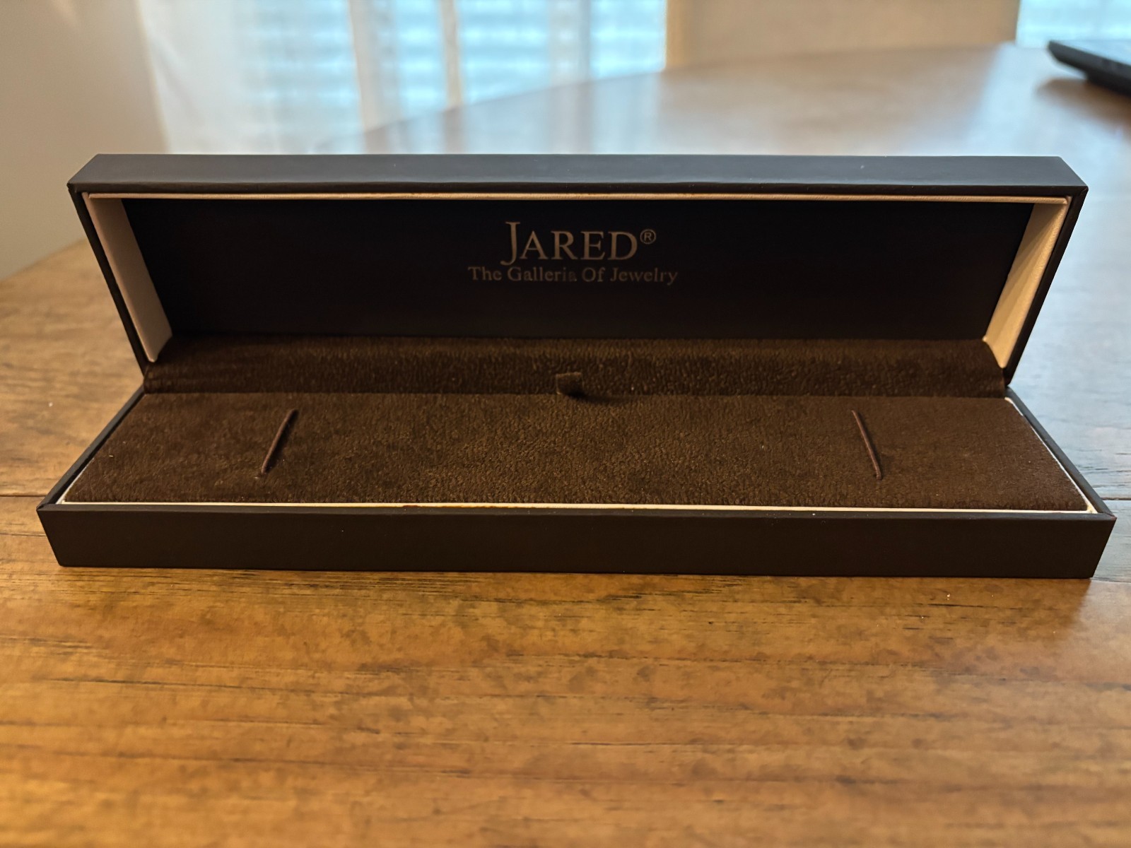 Jared – The Galleria Of Jewelry Bracelet Presentation Box BROWN 8.5″
