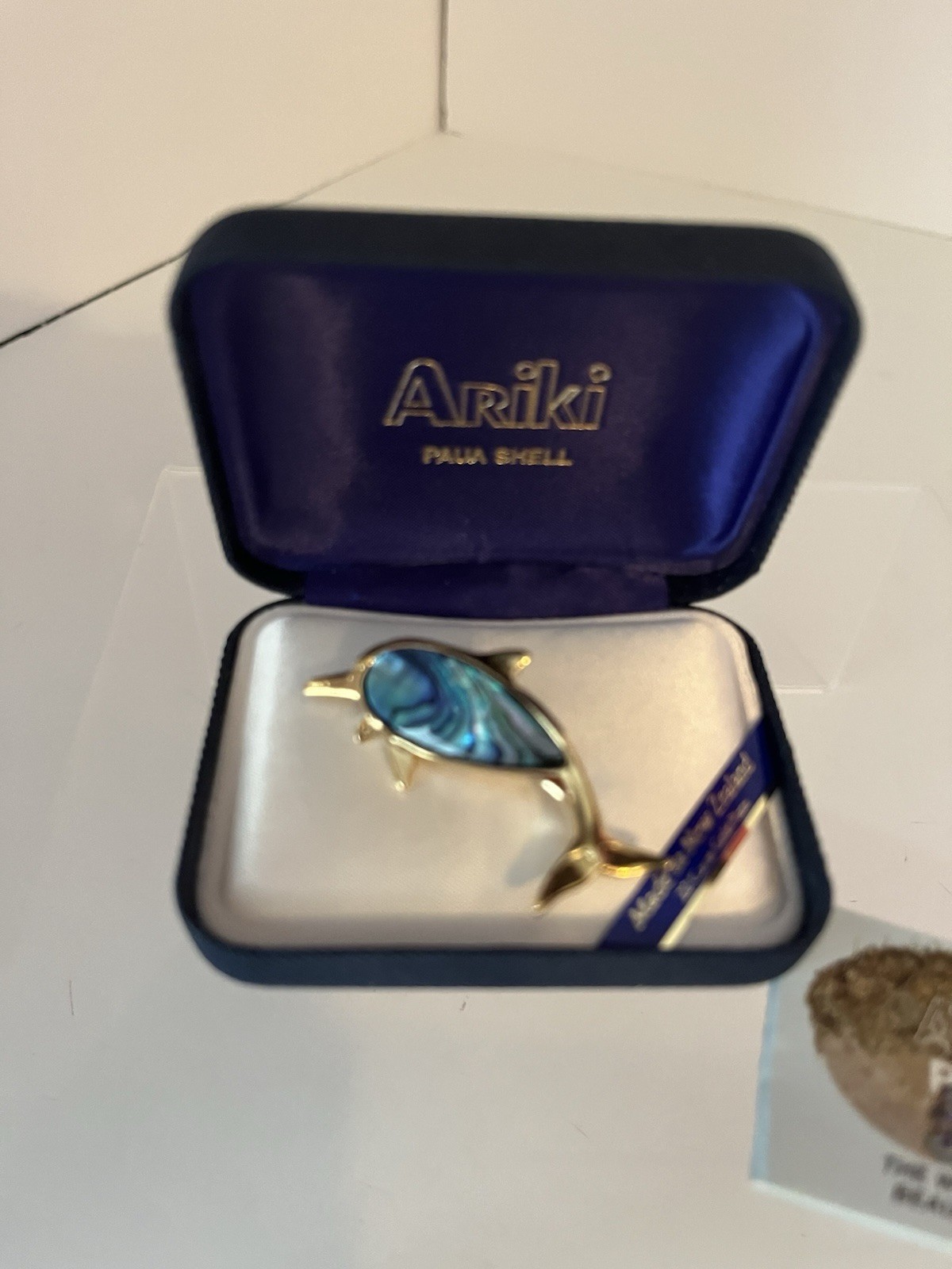 Ariki Paua Shell Dolphin Brooch 22k Gold Plated Original Box