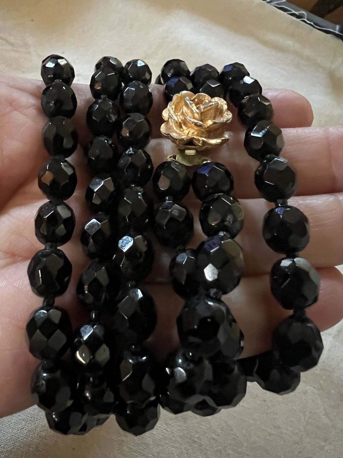 VINTAGE BLACK FACETED GLASS BEADED NECKLACE DOUBLE STRAND LAYERED ROSE CLASP