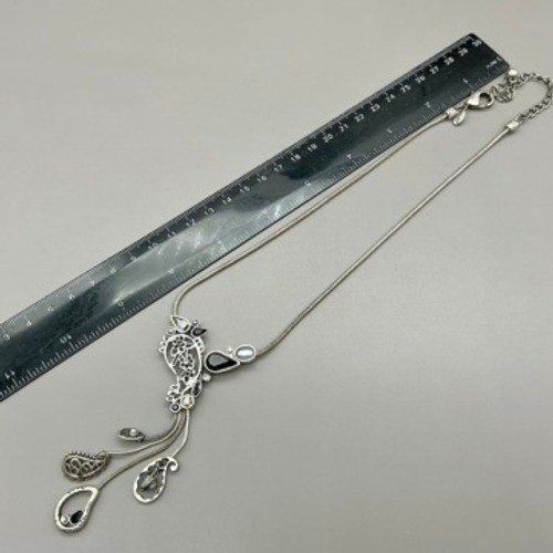 Chico’s Necklace Womens Silver Paisley Black White Enamel Snake Chain 18-21 Inch