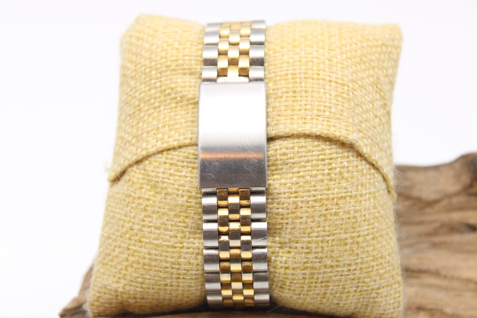 GENEVA QUARTZ TWO-TONE VINTAGE MEN’S WATCH 35.4mm 18.6mm LUG FOR REPAIR (JC2)