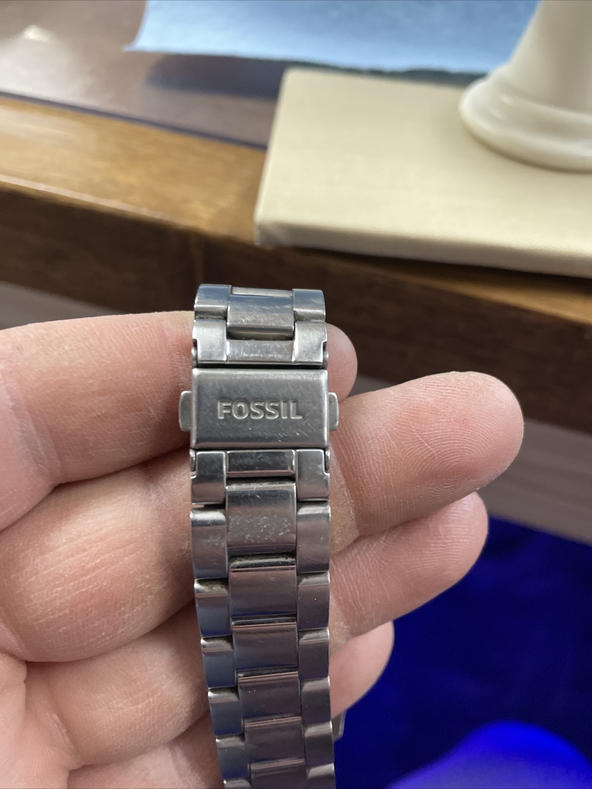 Fossil Men’s Watch Model ES4146 With Silver Band And Date (BIN 3-59)