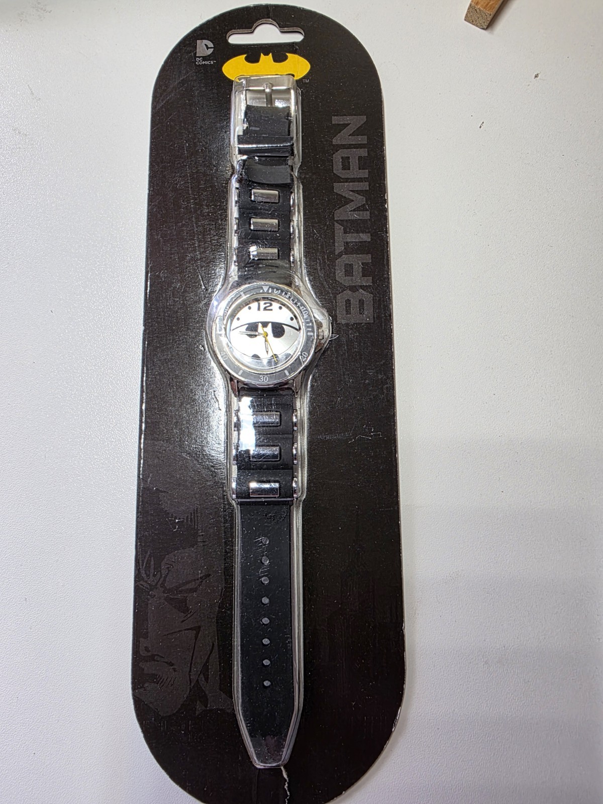 Kids Batman Quartz Analog Watch Silver Case Black Rubber Strap