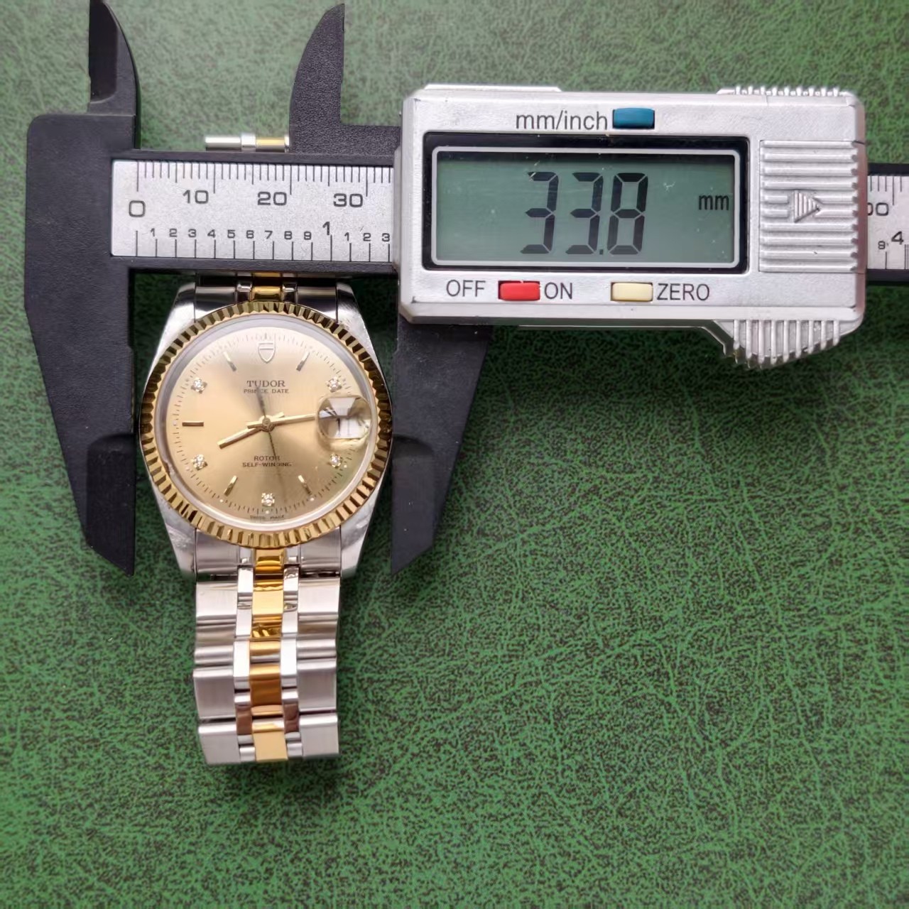 Tudor 5 Graph scale Champagne Dial Prince Date 74033 Men’s Watch Automatic 34mm