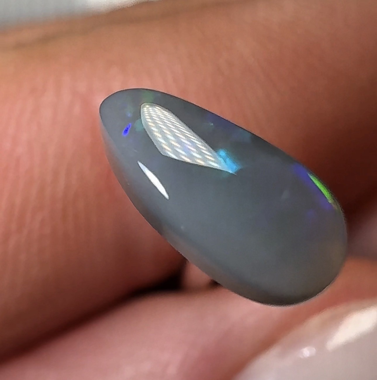 Natural Solid Australian Dark Opal 0.55ct, Lightning Ridge, jewelry making stone