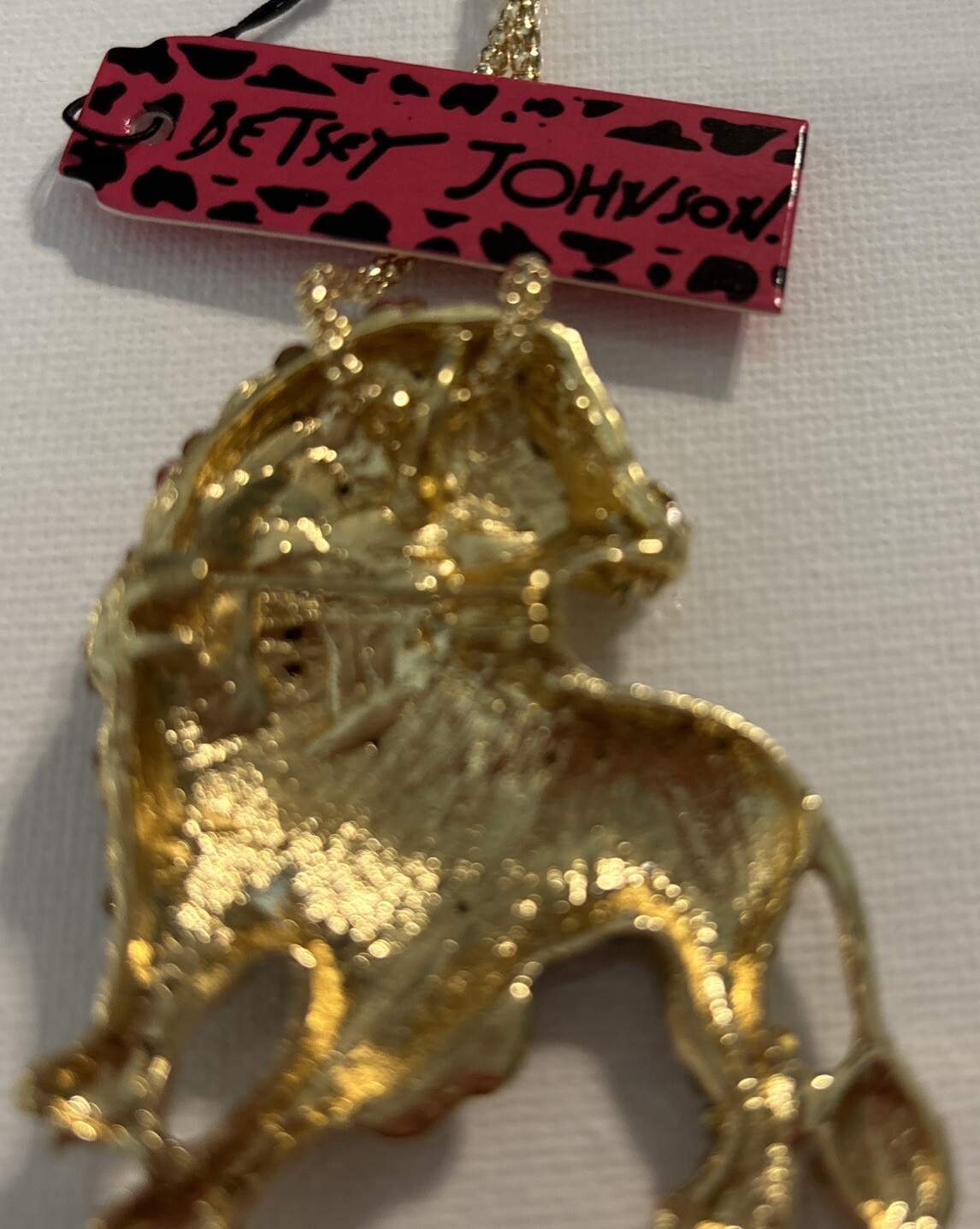 BETSEY JOHNSON GOLD WHITE CRYSTAL LION GOLD PLATED PENDANT BROOCH NECKLACE