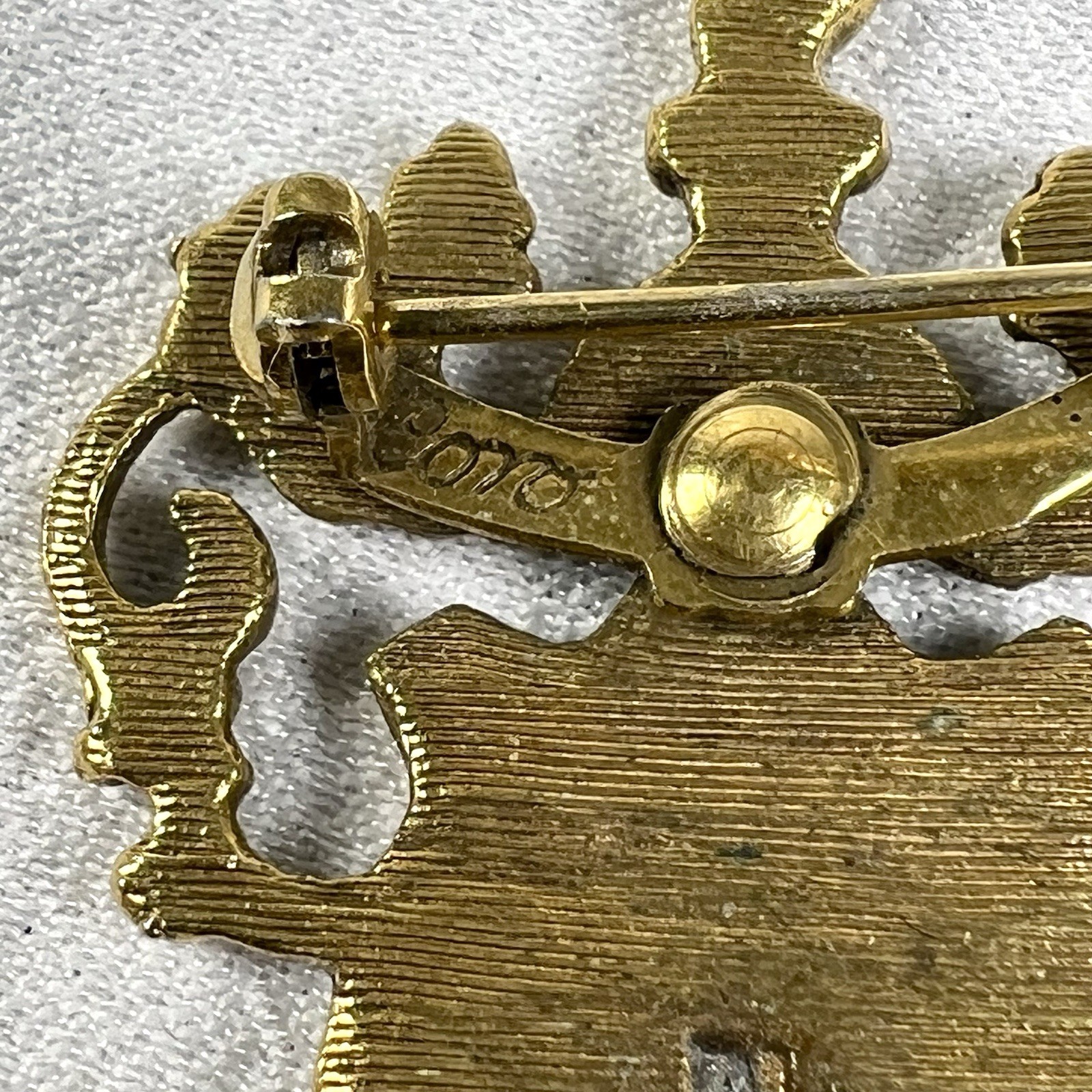 VTG Coro Chatelaine Brooch Gold Fleur de Lis Shield Eagle Royal Lion Heart Crown