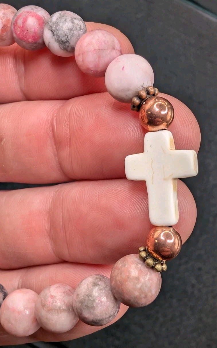 Women’s Stylish Cross 8mm Faith Pink Beaded Stretch Bracelet (16cm) Small Wrist