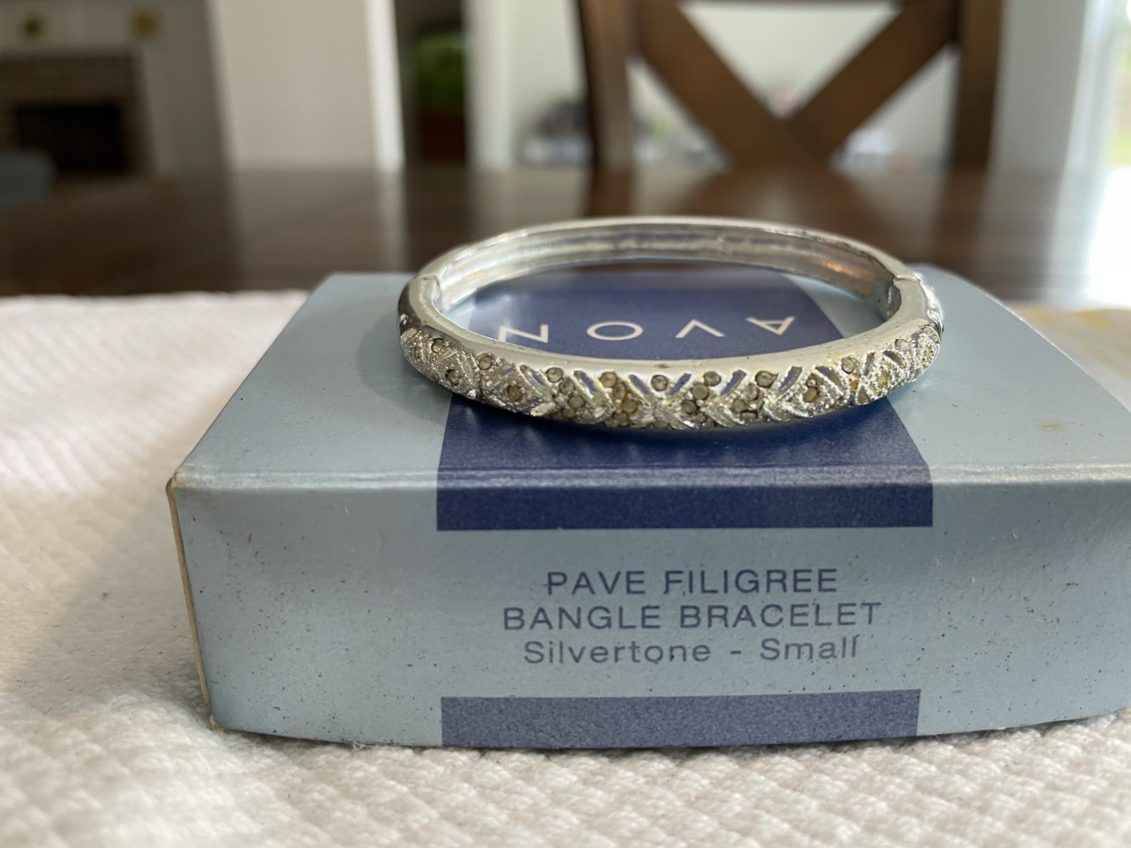 Avon Vintage 2002 Pave Filigree Bangle Bracelet – Silvertone – Small