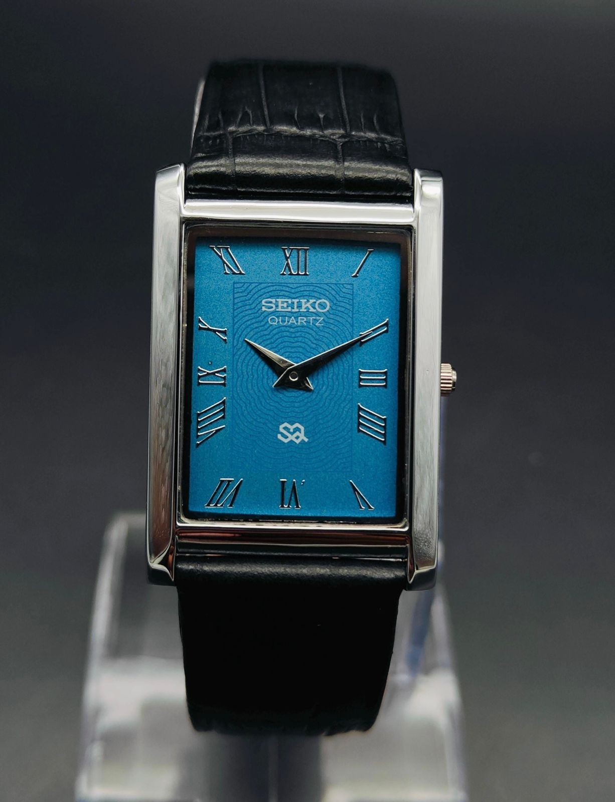 Vintage Rare Seiko Slim Quartz Men’s Wrist Watch With Free DDP Shipping