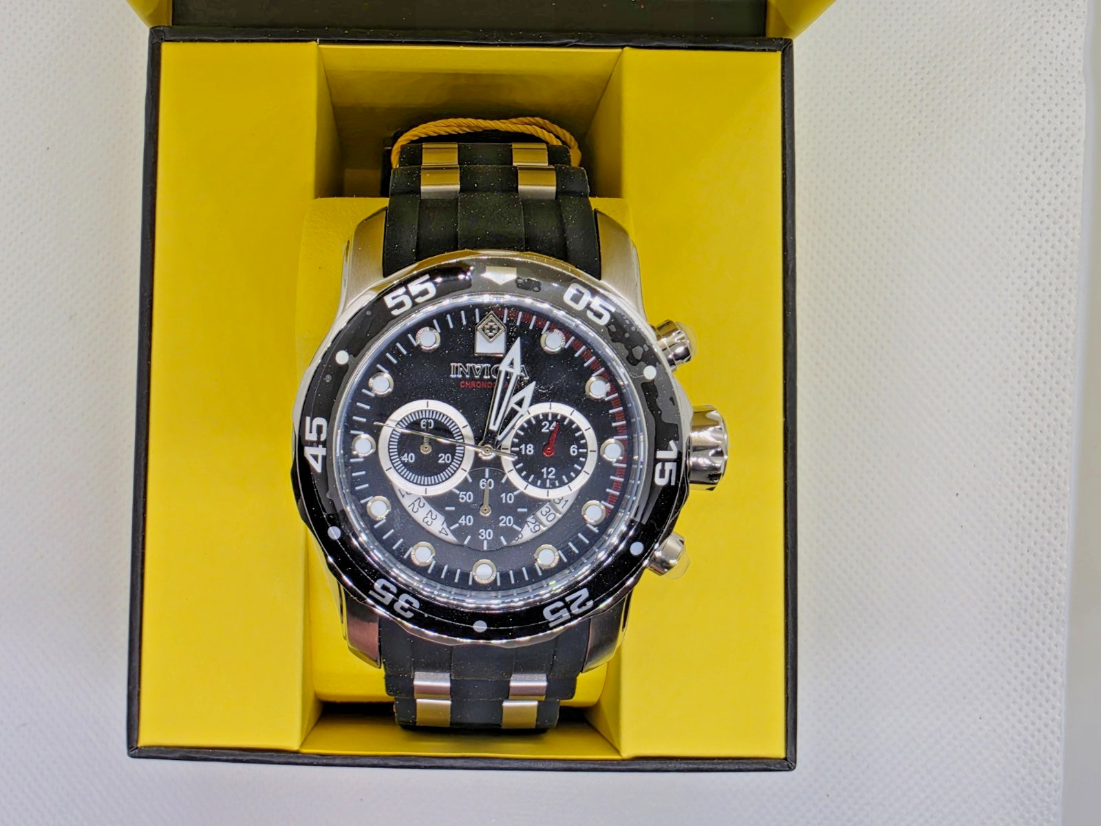Invicta 6977 Pro Diver Scuba Black Watch – 48mm Mens Watch Quartz Watch
