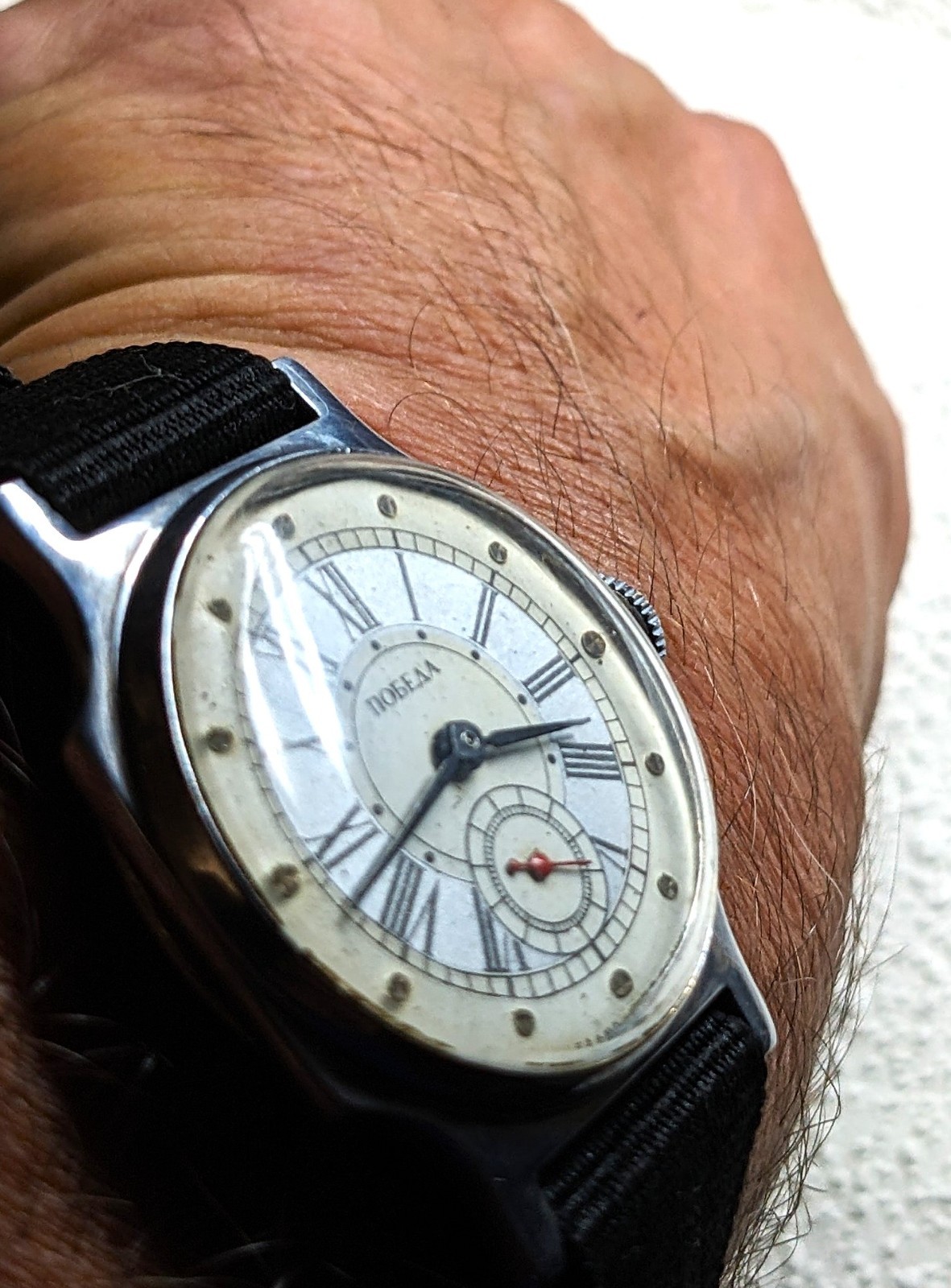 VINTAGE SOVIET RUSSIAN POBEDA (ZIM) WATCH 15 jewels m. 2602