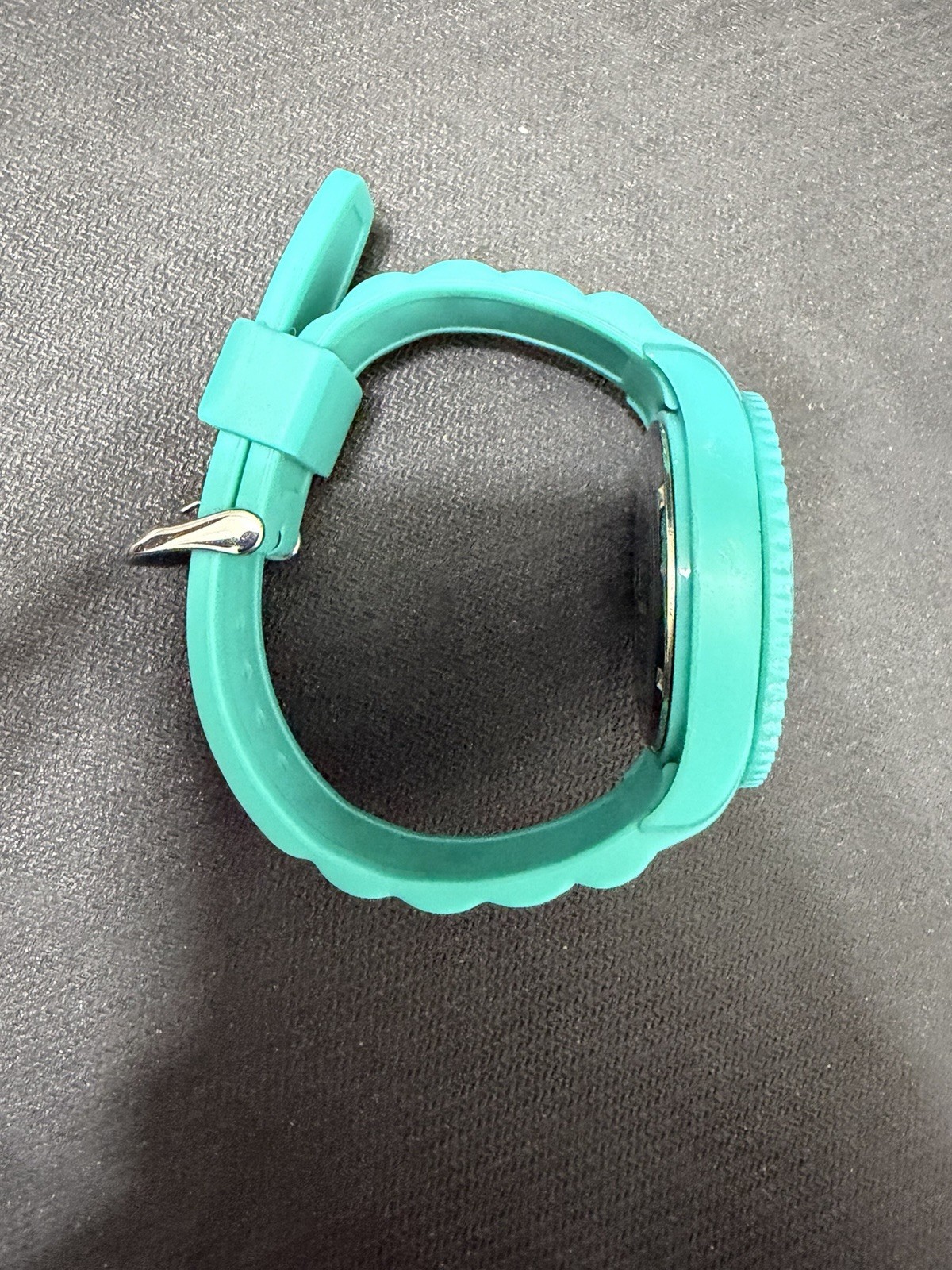Ice-Watch Turquoise Silicone Watch Box & Papers NOS – Bezel Wear